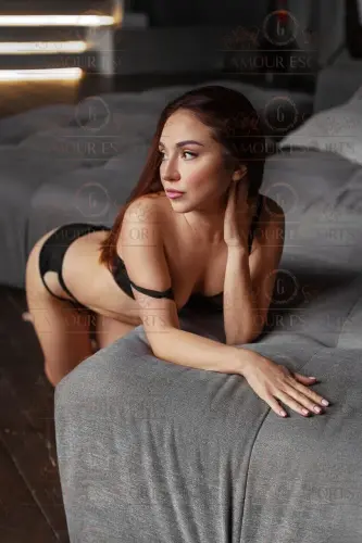 Alana Glamour Escorts