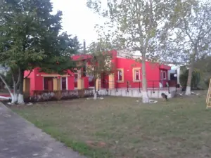 VIP Villa Romantica (Δράμα)