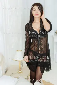 Barbara_GlamourEscortsAthens_RussianCityTours-2