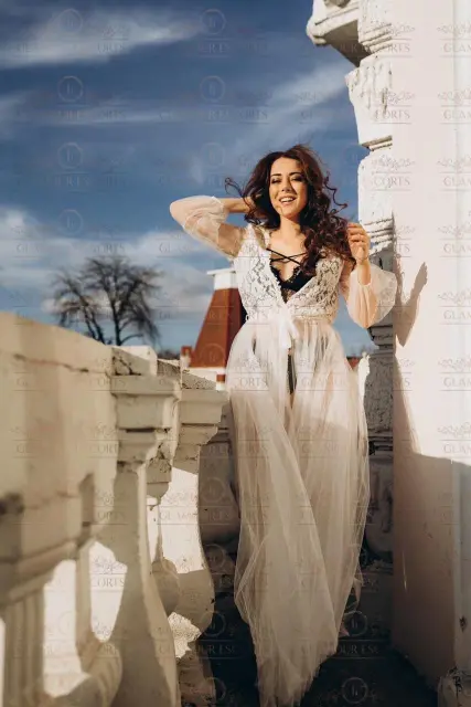 Lili Glamour Escorts