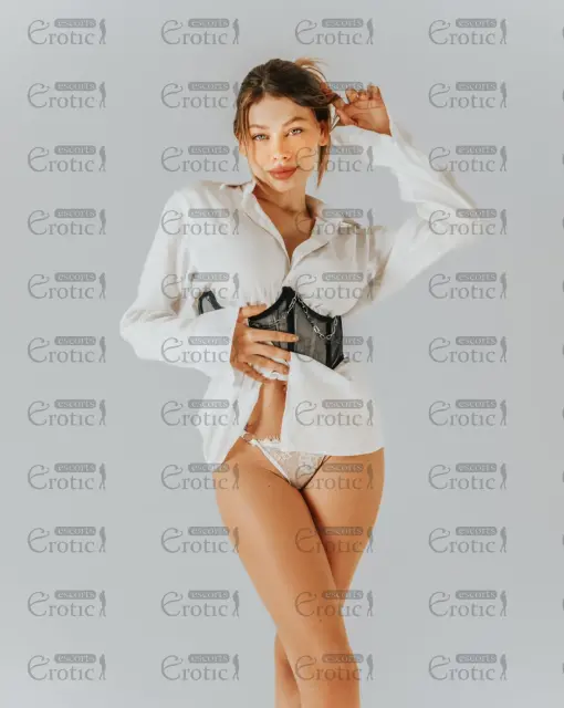 Vicky Glamour Escorts