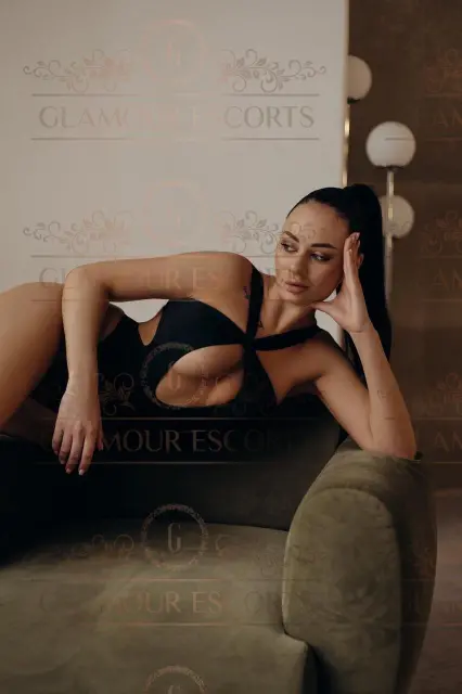 Viktoria Glamour Escorts
