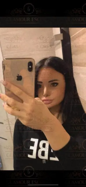 Alice  Glamour Escorts