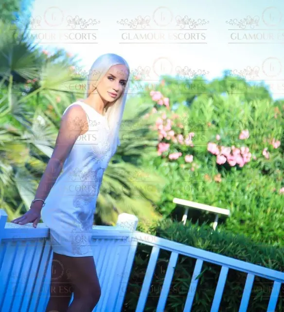 Lora Glamour Escorts