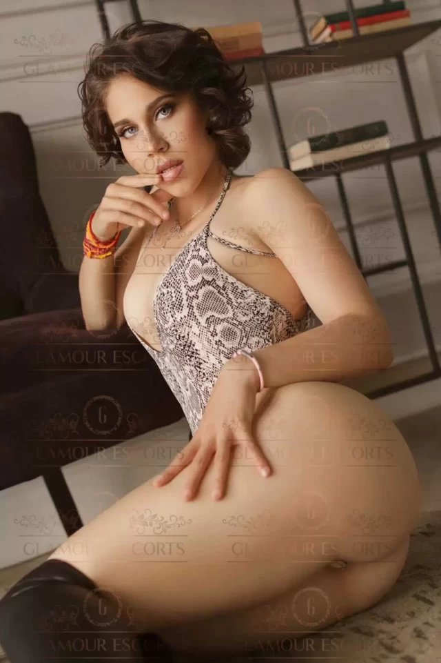 Linda Glamour Escorts