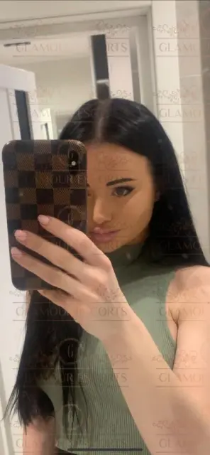 Alice  Glamour Escorts