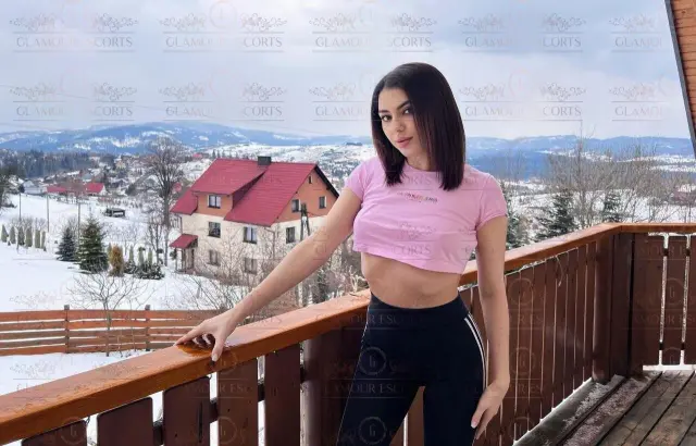 Stefania Glamour Escorts