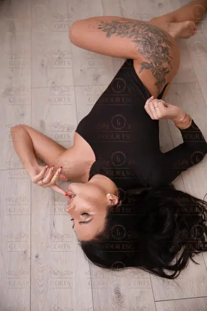 Margot Glamour Escorts