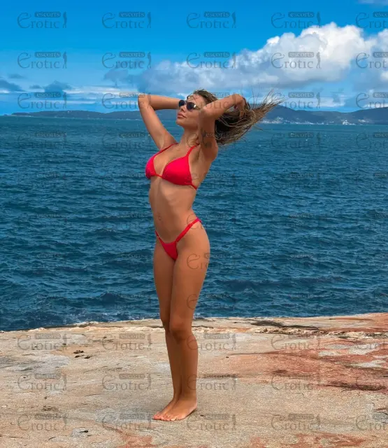 Vicky Glamour Escorts