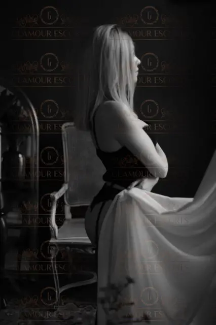 Nancy Glamour Escorts