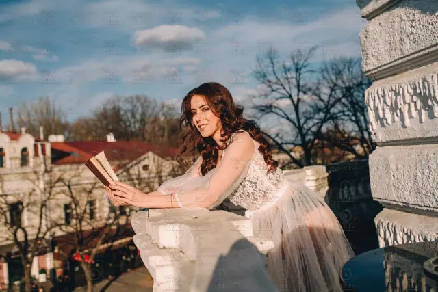 Lili Glamour Escorts