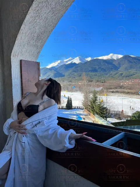 Stefania Glamour Escorts