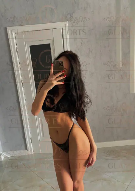 Viktoria Glamour Escorts