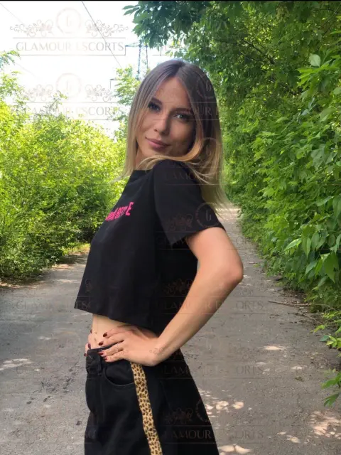 Anya Glamour Escorts