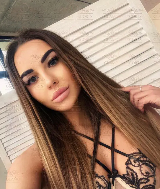 Alisa Glamour Escorts