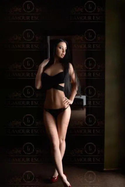 Alice  Glamour Escorts