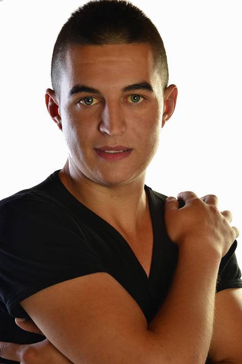 Leonardo Call Boy,Gigolo,Escort for womenCall Girls