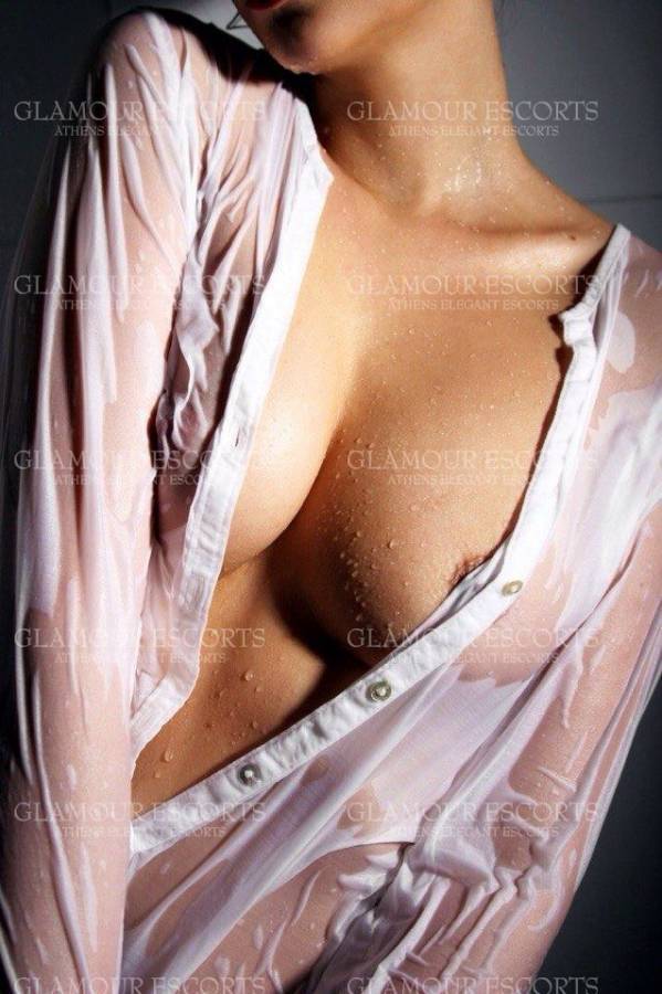 Melody Mae    Glamour EscortsEscorts