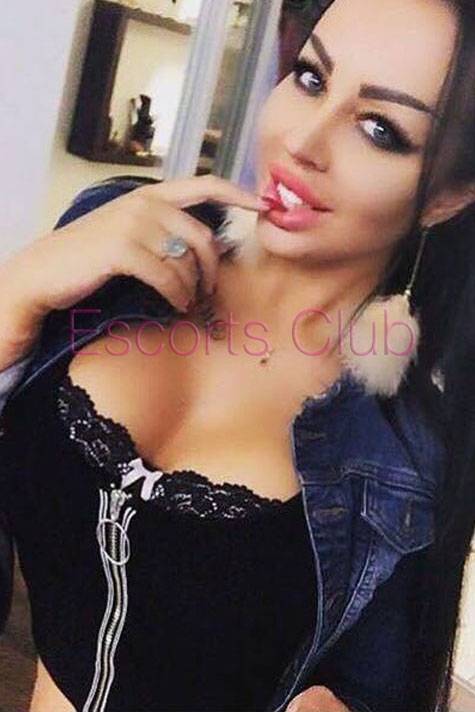 Domenica Escorts ClubCall Girls Domenica Escorts ClubCall Girls